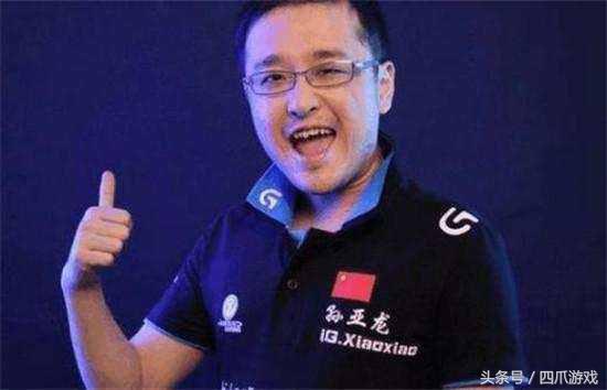 斗鱼一哥卢本伟的开挂人生,斗鱼一哥卢本伟完整版