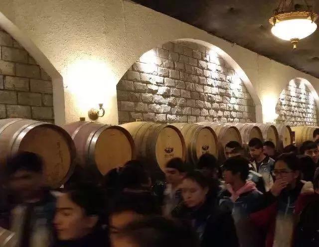 青岛市崂山区第二中学怎么样,崂山二中新校园