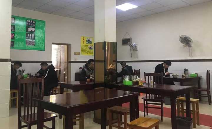 肉蟹煲最正宗的来自哪里,哪的肉蟹煲最好吃