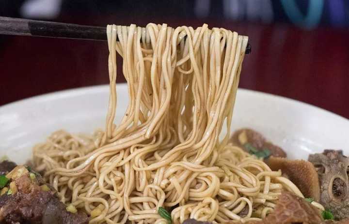 肉蟹煲最正宗的来自哪里,哪的肉蟹煲最好吃