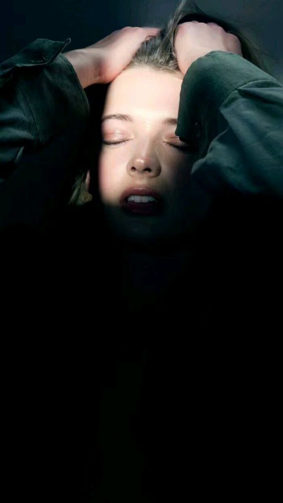 iphone唯美壁纸女神,苹果锁屏壁纸高清唯美美女