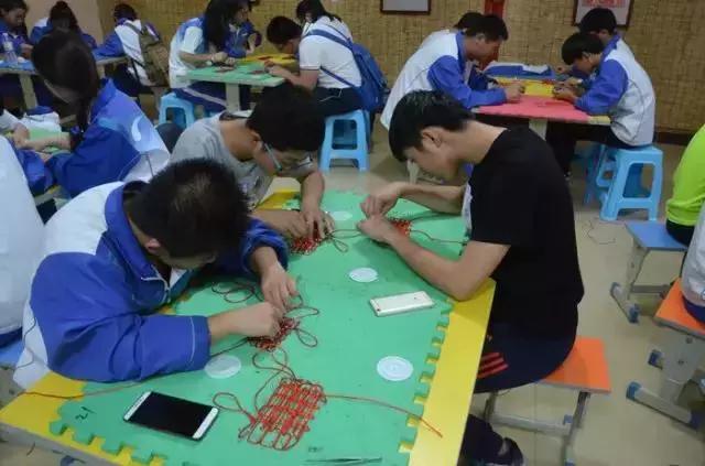 青岛市崂山区第二中学怎么样,崂山二中新校园