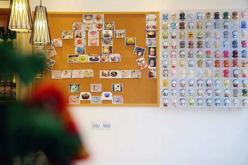 在甜品店里花样调酒？新街口这家网红店让你来了就不想走！