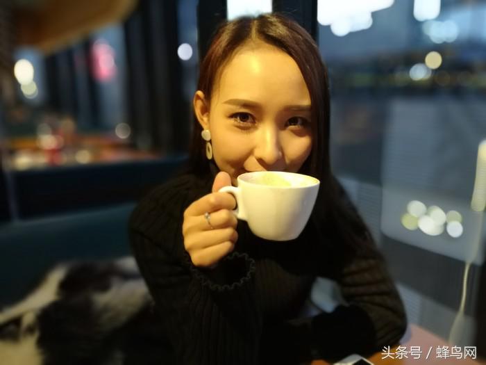 全面屏荣耀畅玩7x有几种颜色,荣耀畅玩7x全网通版翻页图