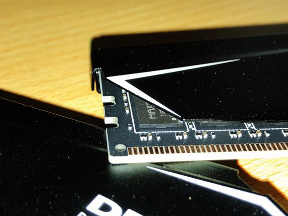 铭瑄开箱,铭瑄终结者3200内存