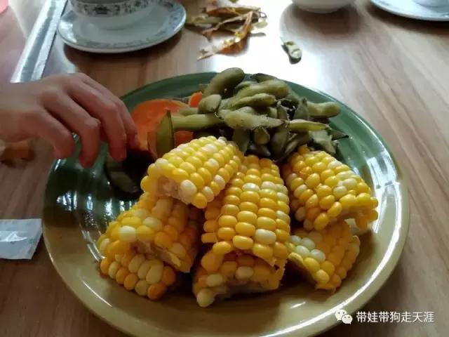 带孩子丽江自驾游,宝妈开着车带熊孩子兜风文案