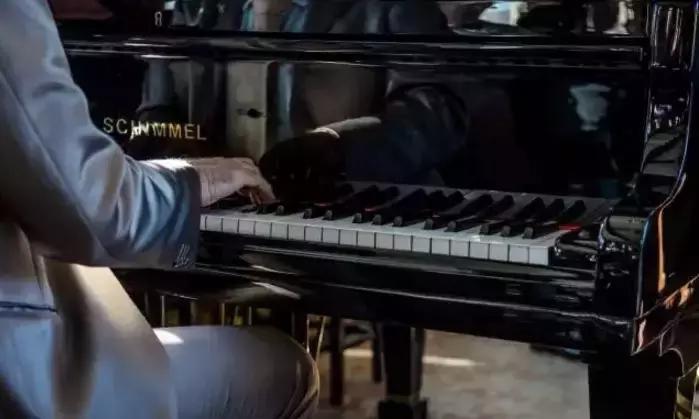 自学电子琴即兴伴奏,自学钢琴即兴伴奏软件