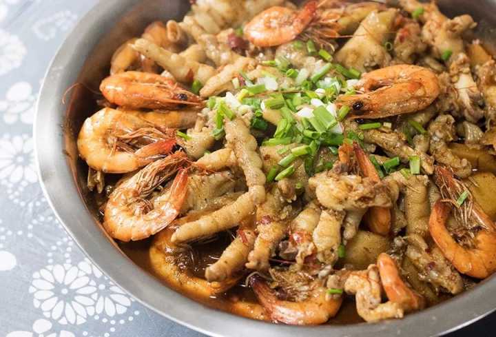 肉蟹煲最正宗的来自哪里,哪的肉蟹煲最好吃