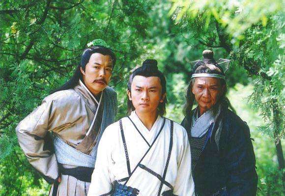 倚天剑屠龙刀武林秘籍,是倚天剑厉害还是屠龙刀厉害