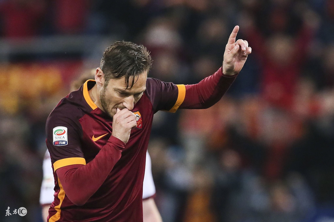 足坛退役卡卡,2018世界杯卡卡退役