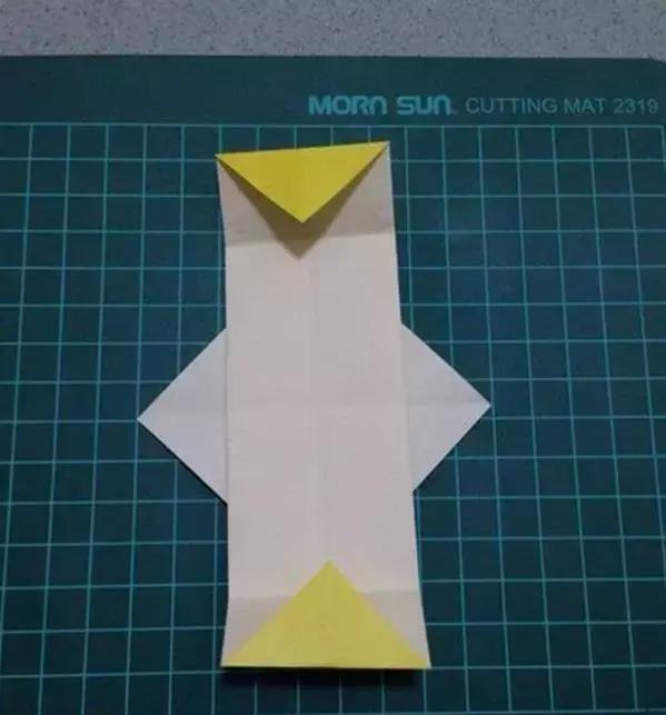 手工灯笼幼儿园手工制作新年元旦,迎接新年的剪纸灯笼