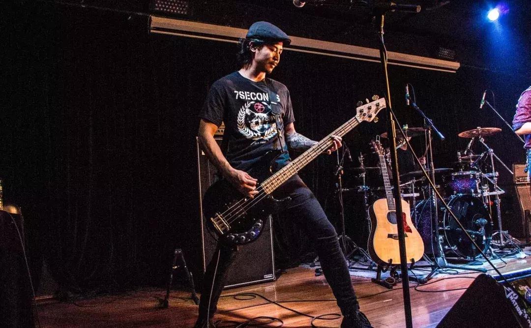 最没存在感的贝斯手,贝斯手的心酸