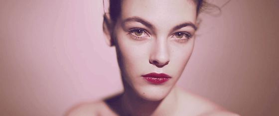 眼影碎了修复不用酒精,眼影碎了除了酒精还能怎么修复