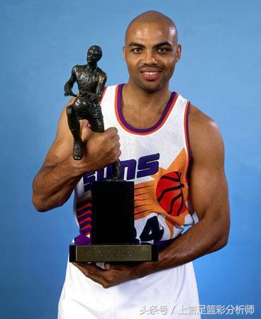 空中飞猪查尔斯巴克利,nba历史内线球星排名