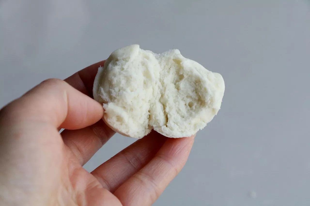 北方农村地道的老面包子学会这个技巧，再也不用吃酵母包子了！