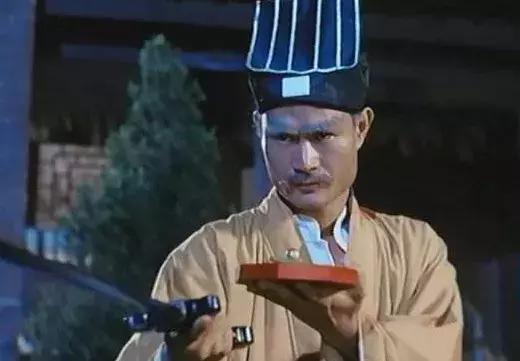 纪梵希与阿玛尼的对比分析,阿玛尼纪梵希国货