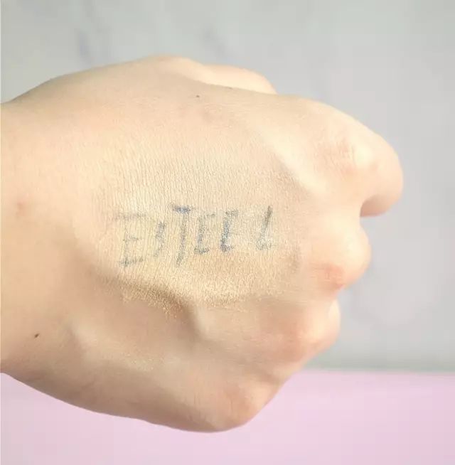 ysl气垫摇滚测评,珂莱欧和ysl气垫对比