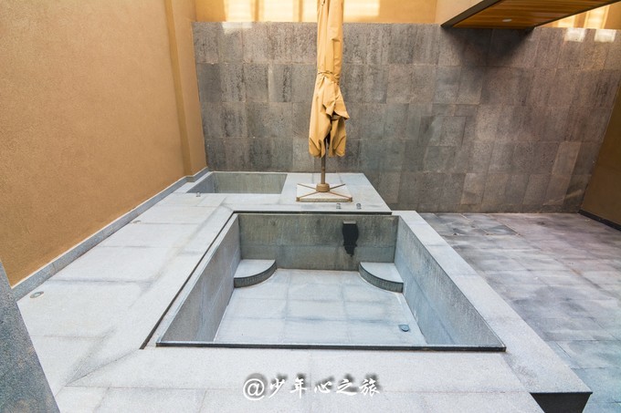 世界五大温泉胜地 (温泉旅游攻略全球六大最美温泉)