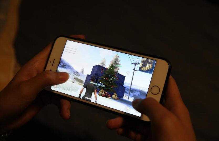 圣诞节热恋生活日记，开着轩逸陪女朋友搜集北京的圣诞树