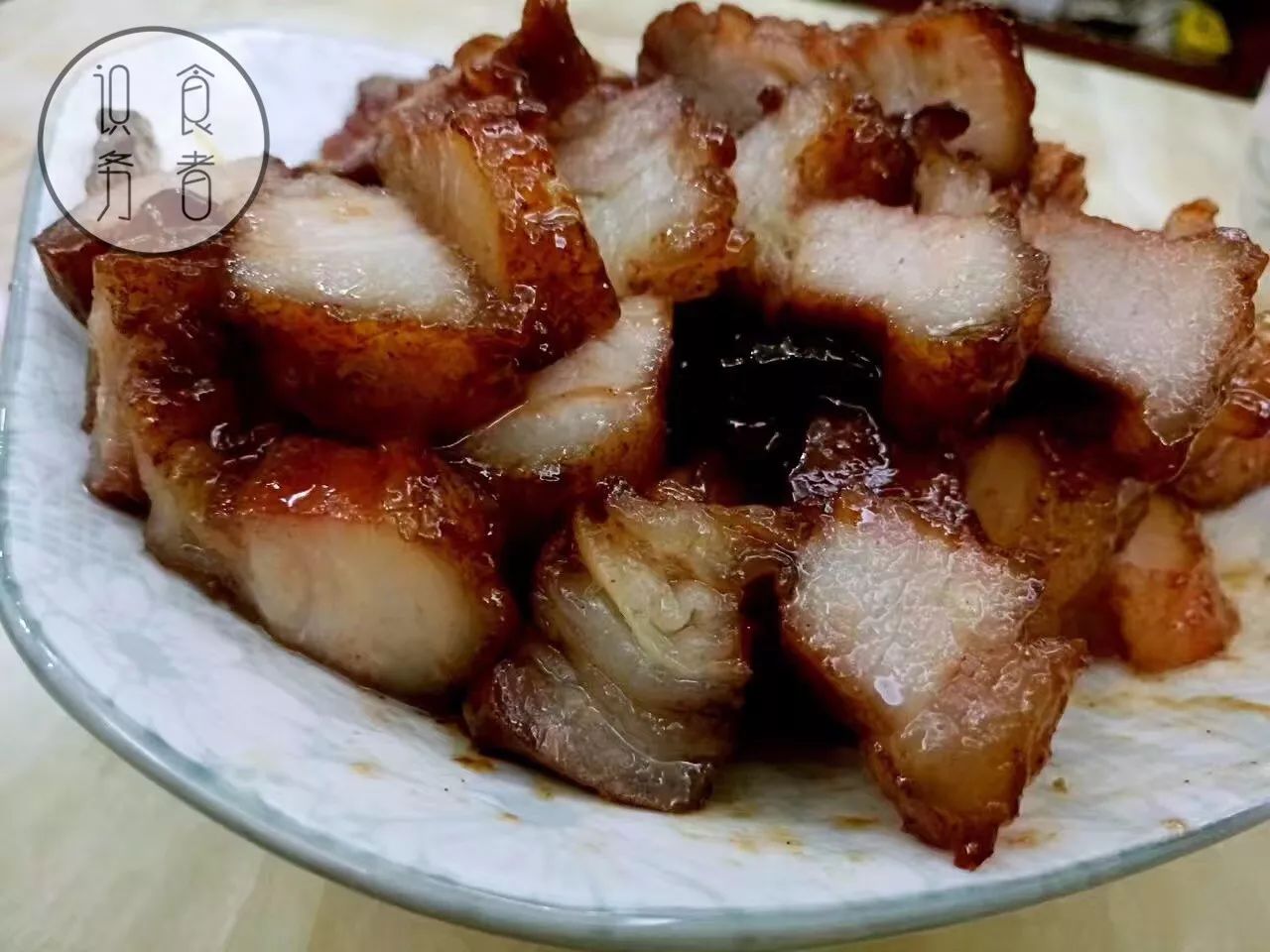 叉烧包流汁馅的调制,蜜汁叉烧包喷香流汁的2个小秘诀