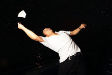 好叠又好看还飞得远的纸飞机,童年的纸飞机怎么叠