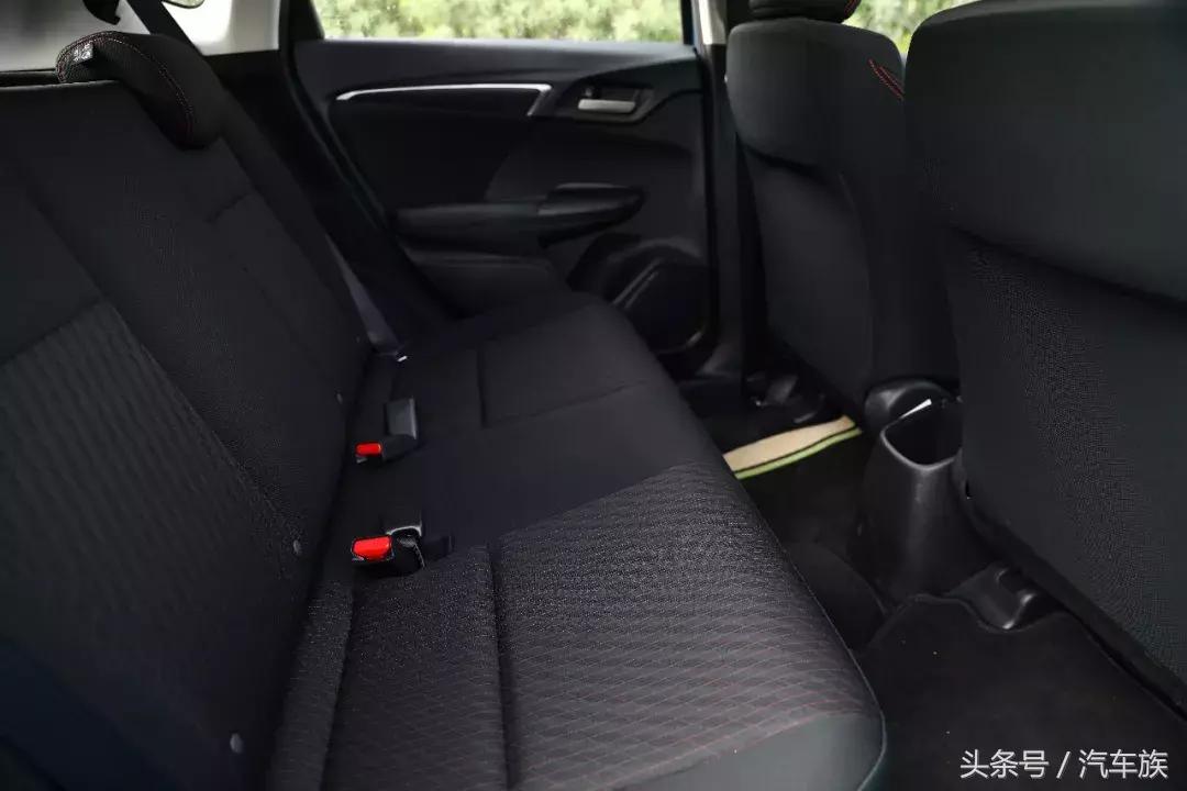 配置低性价比高的车,配置低的好车