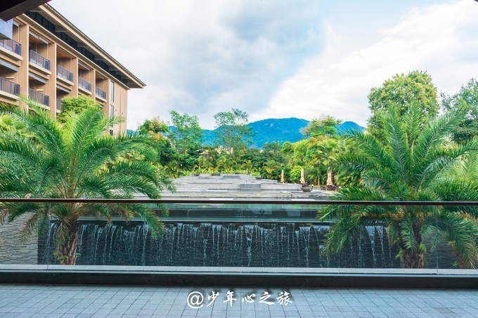 世界五大温泉胜地 (温泉旅游攻略全球六大最美温泉)