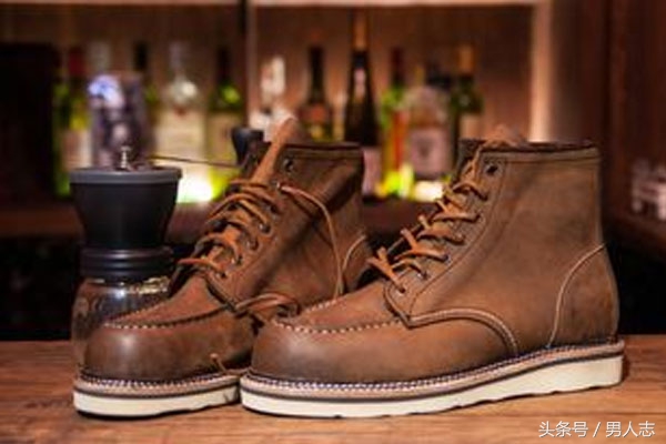 秋冬穿搭必备神器男士图片,秋冬款男士工装靴