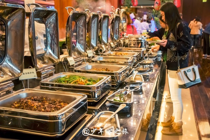 世界五大温泉胜地 (温泉旅游攻略全球六大最美温泉)