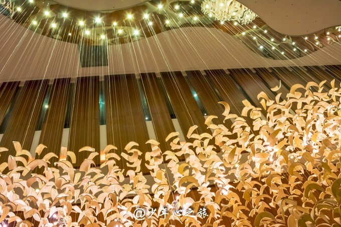 世界五大温泉胜地 (温泉旅游攻略全球六大最美温泉)