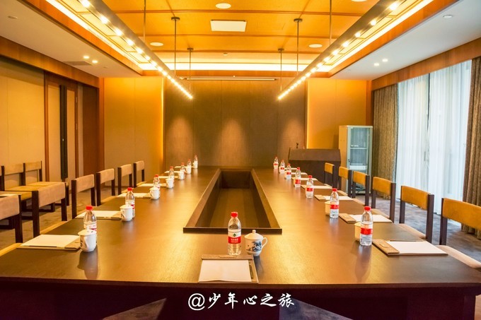 世界五大温泉胜地 (温泉旅游攻略全球六大最美温泉)