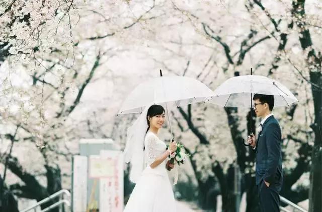 最推荐的3种婚纱照风格,4种经典婚纱照风格