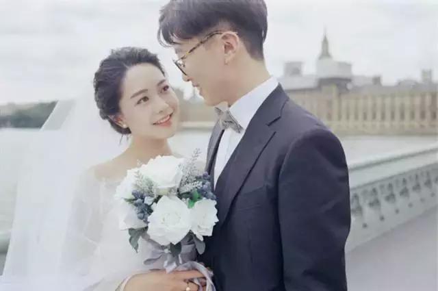 最推荐的3种婚纱照风格,4种经典婚纱照风格