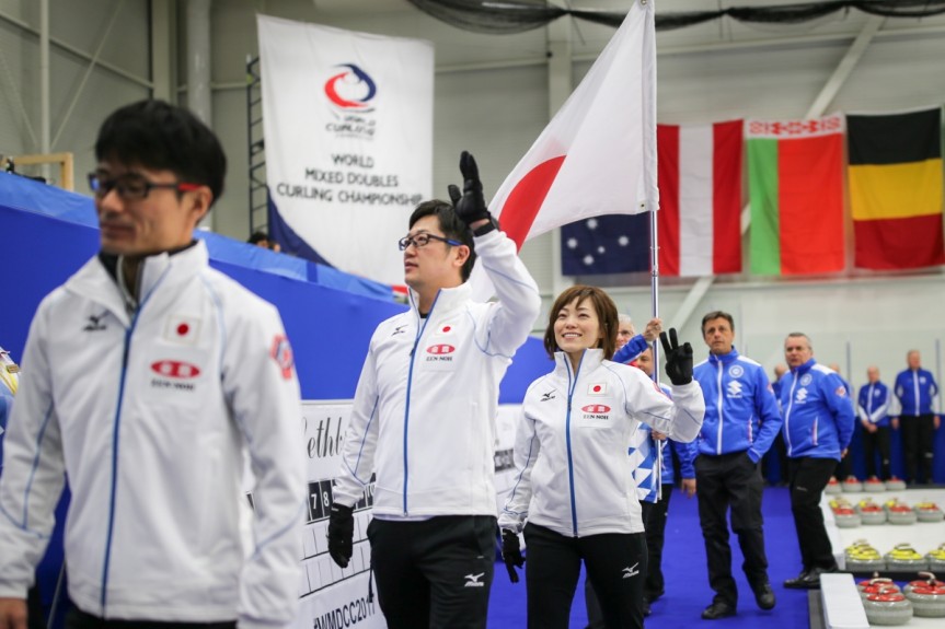 「话说冰壶（下）」站在亚军上的他们说说冰壶圈的“千年老二”