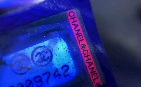 香奈儿包包鉴定小程序,香奈儿包包做鉴定在哪做