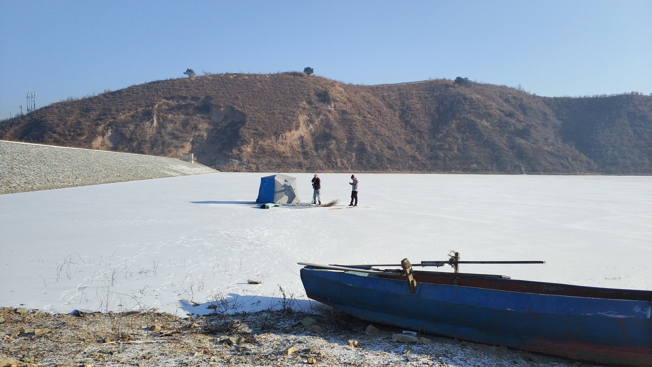 冰钓竿路亚的视频,路亚冰钓全攻略
