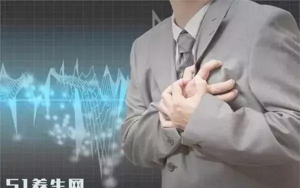 指甲有凹陷是什么原因引起的,中指甲凹陷是什么原因引起的