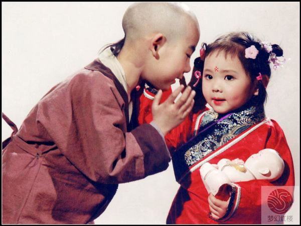 红楼梦中12金钗有没有袭人,红楼梦中12金钗指的是