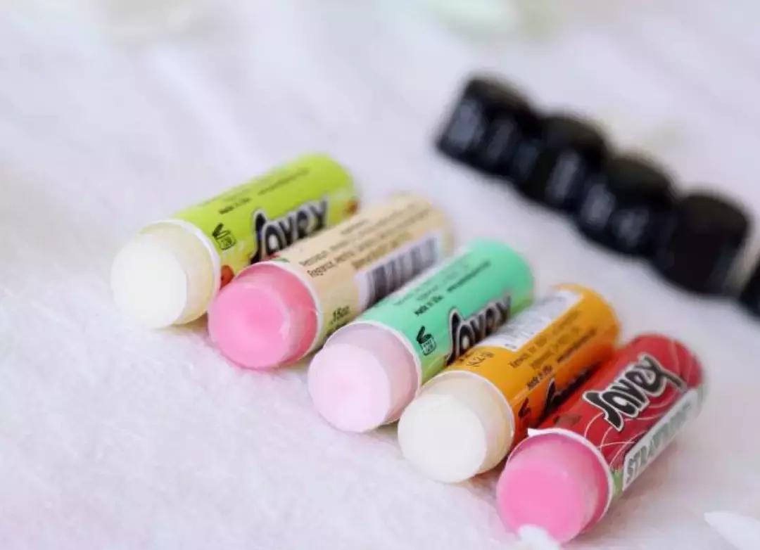 最便宜的润唇膏多少钱一支,性价比最滋润的唇膏