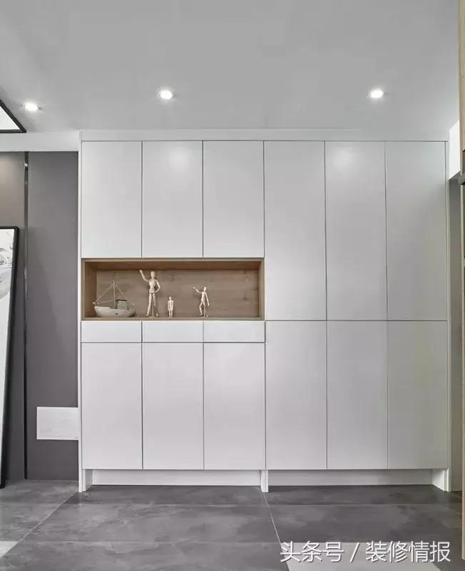 玻璃隔断给你一个宽敞明亮的家,玻璃隔断墙镜面