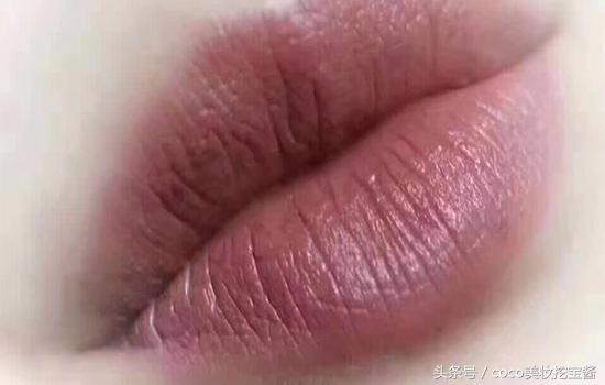 香奈儿diorgucci的口红哪个好,香奈儿rougecoco口红466