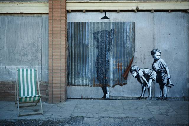 靠着瞎涂乱画，男人女人都想睡TA了