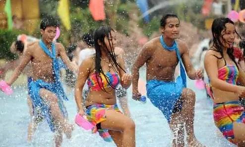 火线狂欢值得买吗,火线狂欢节游戏视频