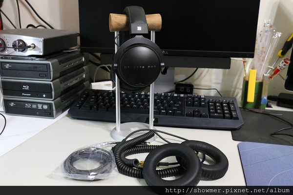 文本直送科技新闻:拜耳动力新作BeyerdynamicDT1770PRO