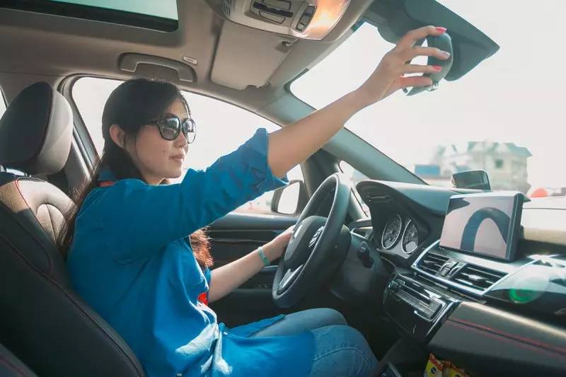 宝马疯了吗？请了5个辣妈带娃来试驾！（超级彩蛋在结尾）