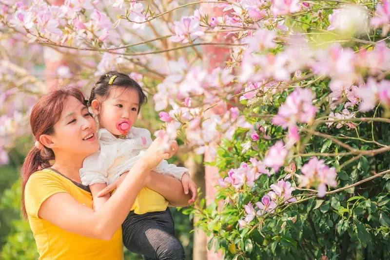 宝马疯了吗？请了5个辣妈带娃来试驾！（超级彩蛋在结尾）