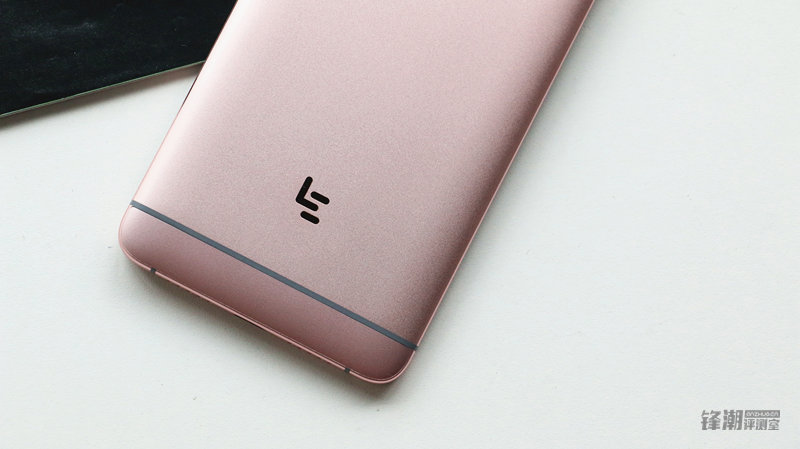 乐视超级手机乐max2上手视频,乐视手机乐2评测