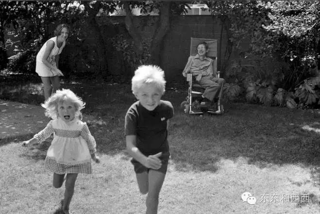 霍金到底是天才还是疯子,霍金是数学天才么