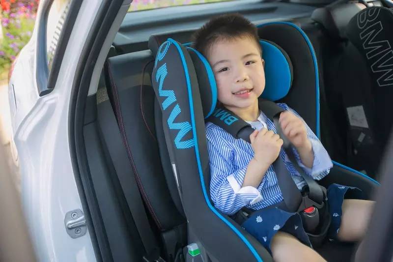 宝马疯了吗？请了5个辣妈带娃来试驾！（超级彩蛋在结尾）