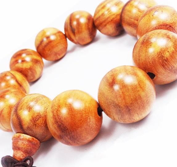 有功效的手串,木质手串和佛珠的区别